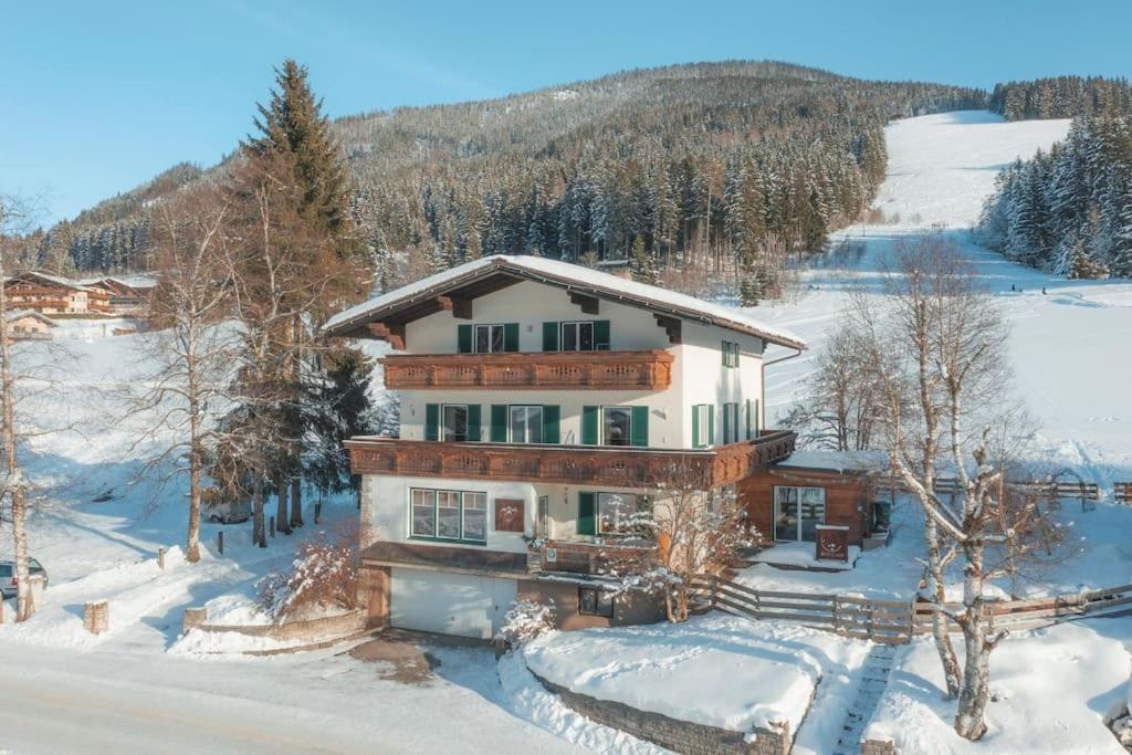 Alpenchalet Basecamp Apartment 2 Санкт-Мартин-ам-Тенненгебирге Экстерьер фото